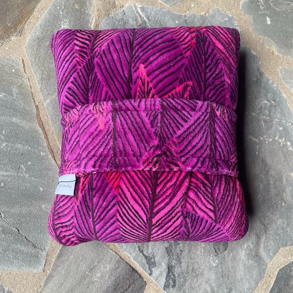 Banana Leaves Fuchsia- Travel Blanket w/ Trolley Sleeve